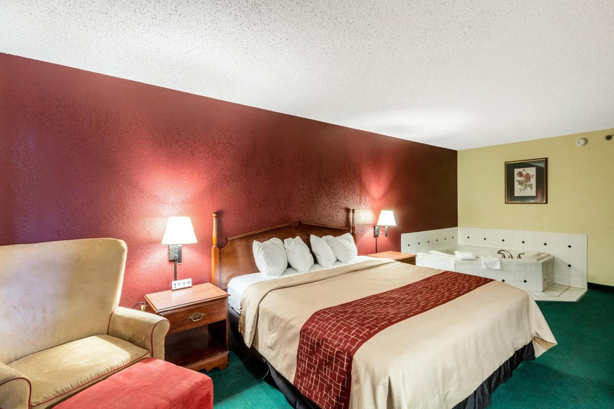 Deluxe King Room with Spa Bath Non Smoking