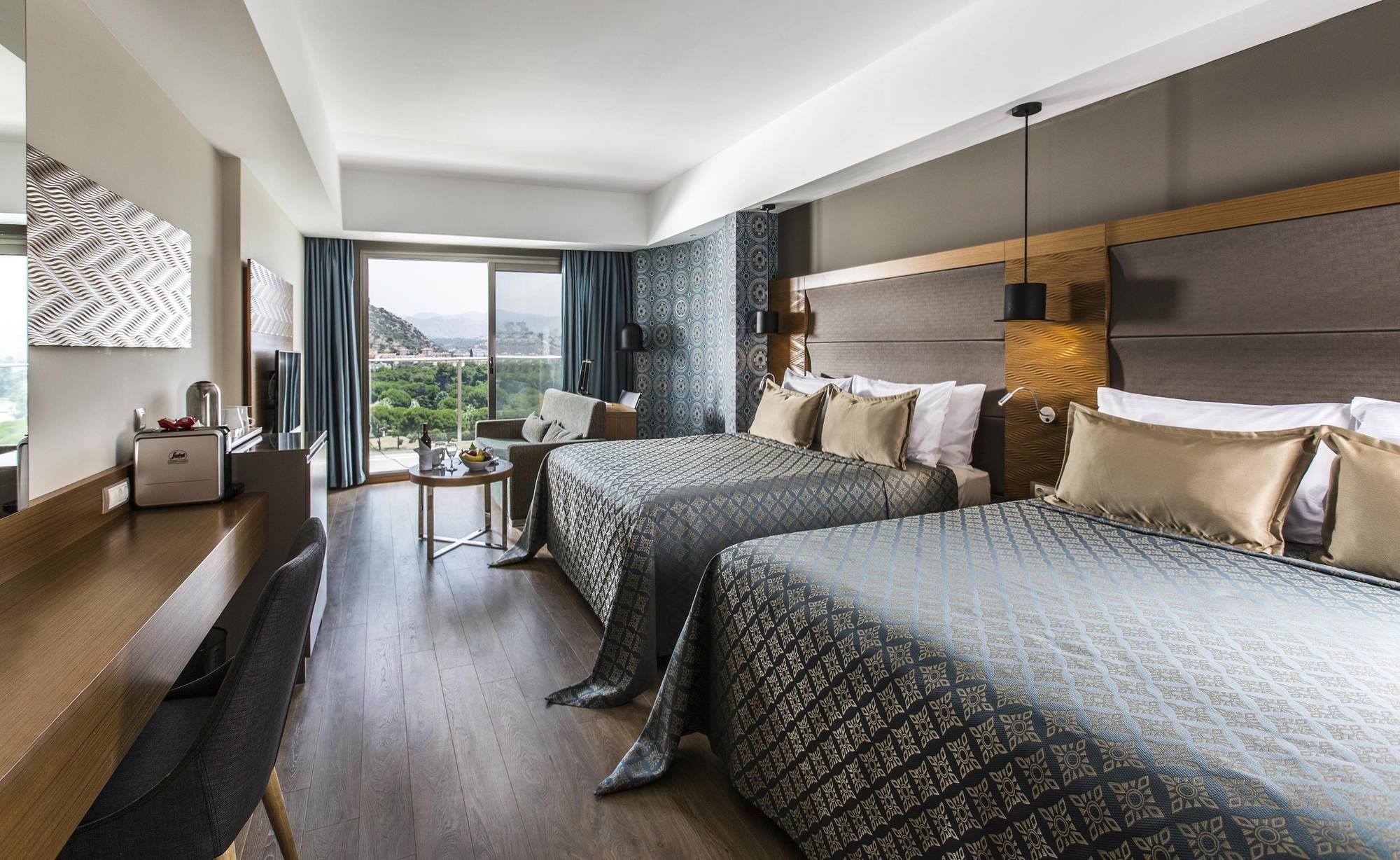 Deluxe Doppelzimmer mit 2 französichen Betten