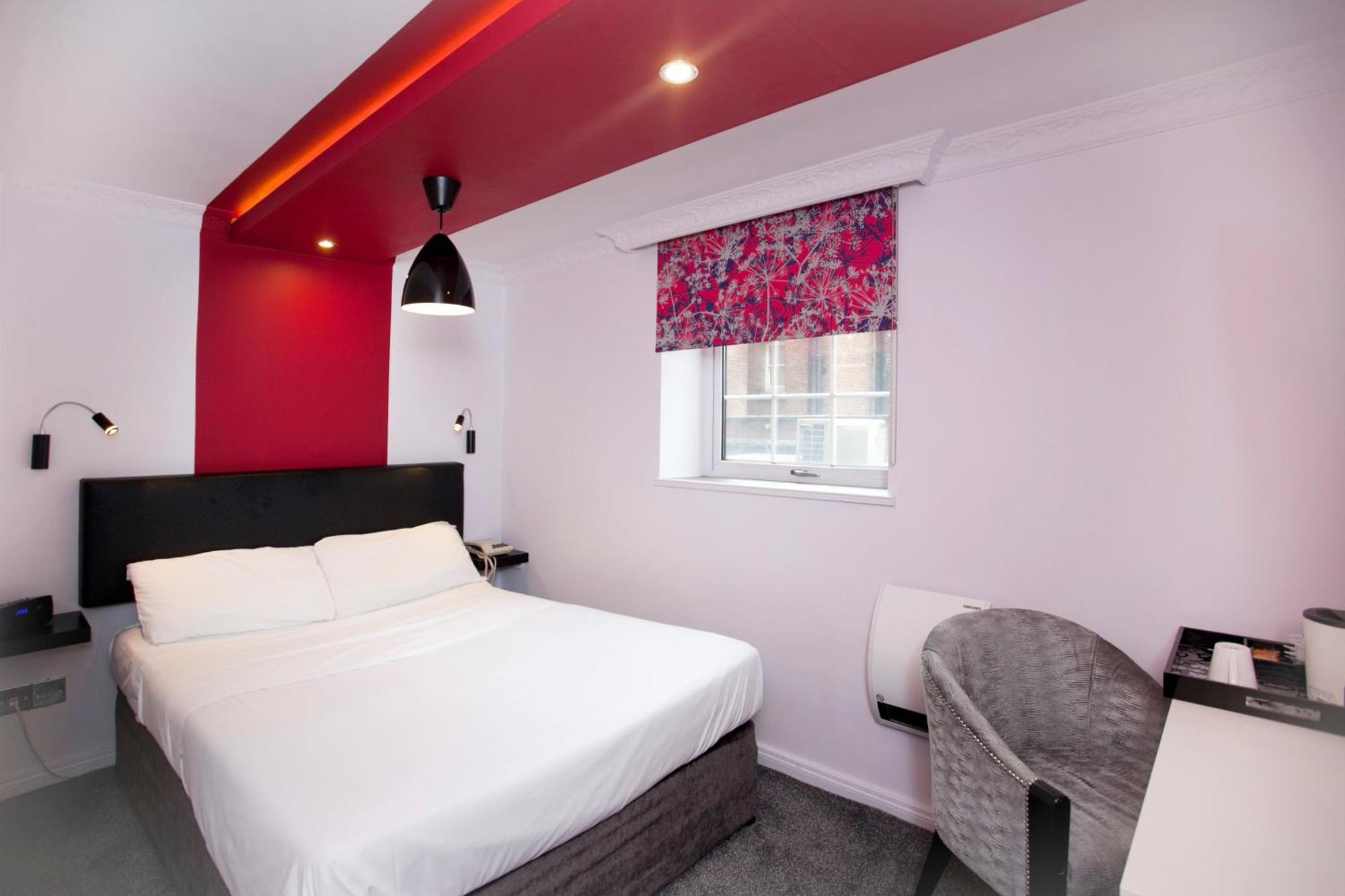Petite Chambre Double - Non-Fumeurs