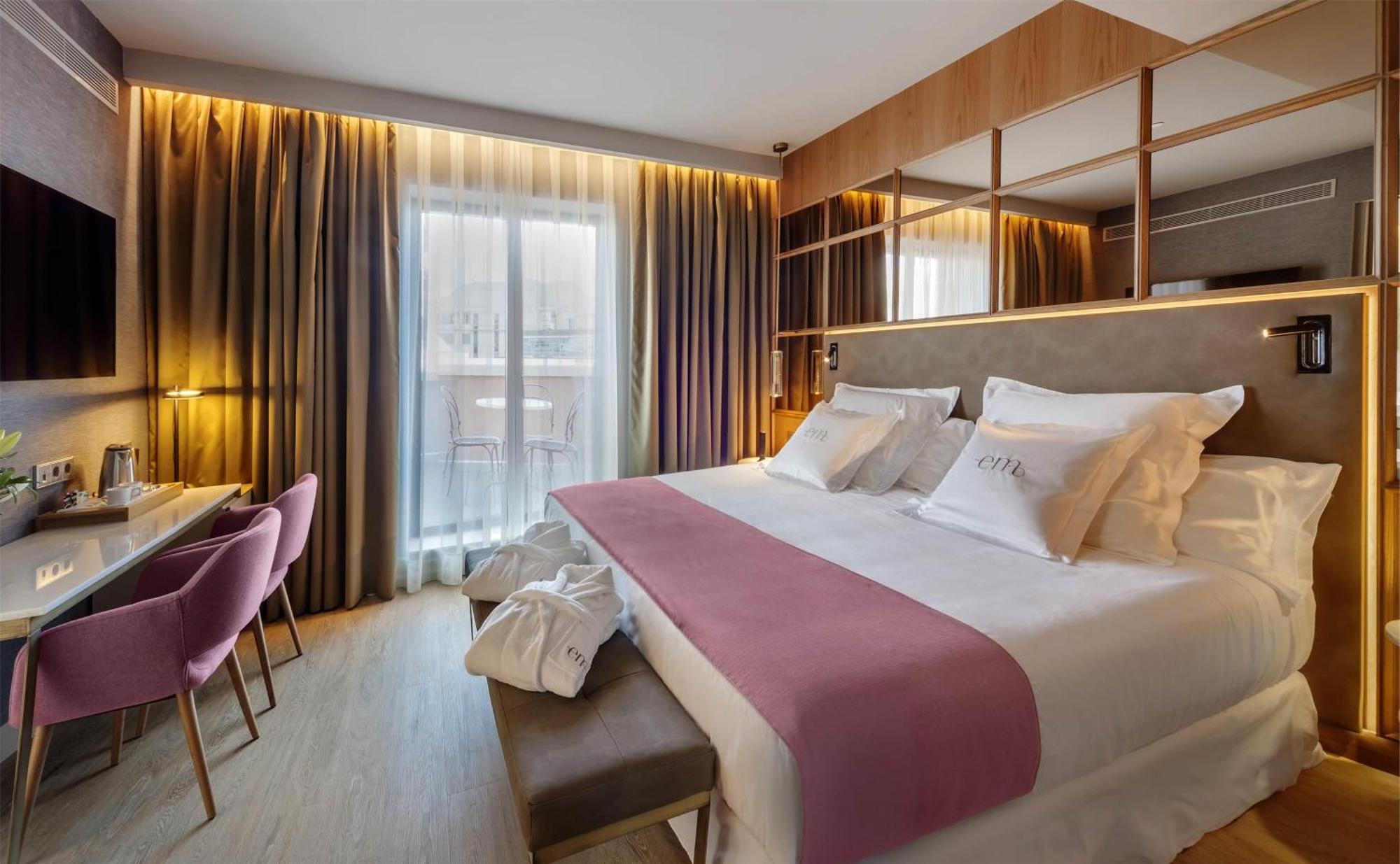 Premium Kamer met Kingsize Bed en Terras