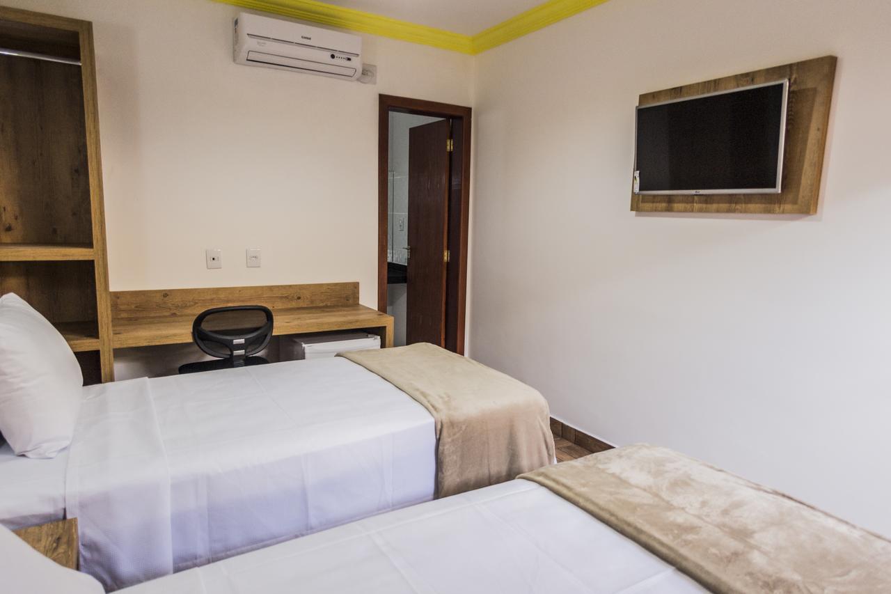 Quarto Superior com 2 Camas de Solteiro