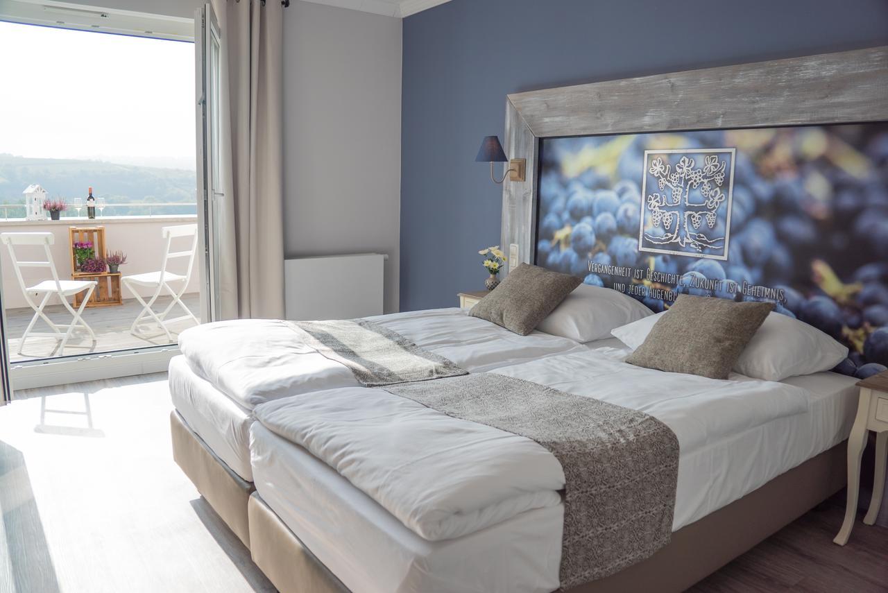 Deluxe Doppel-/Zweibettzimmer mit Balkon