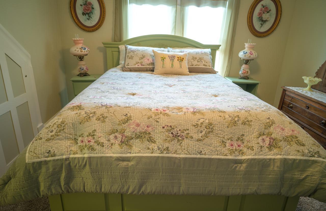 Deluxe Double Room with Bath