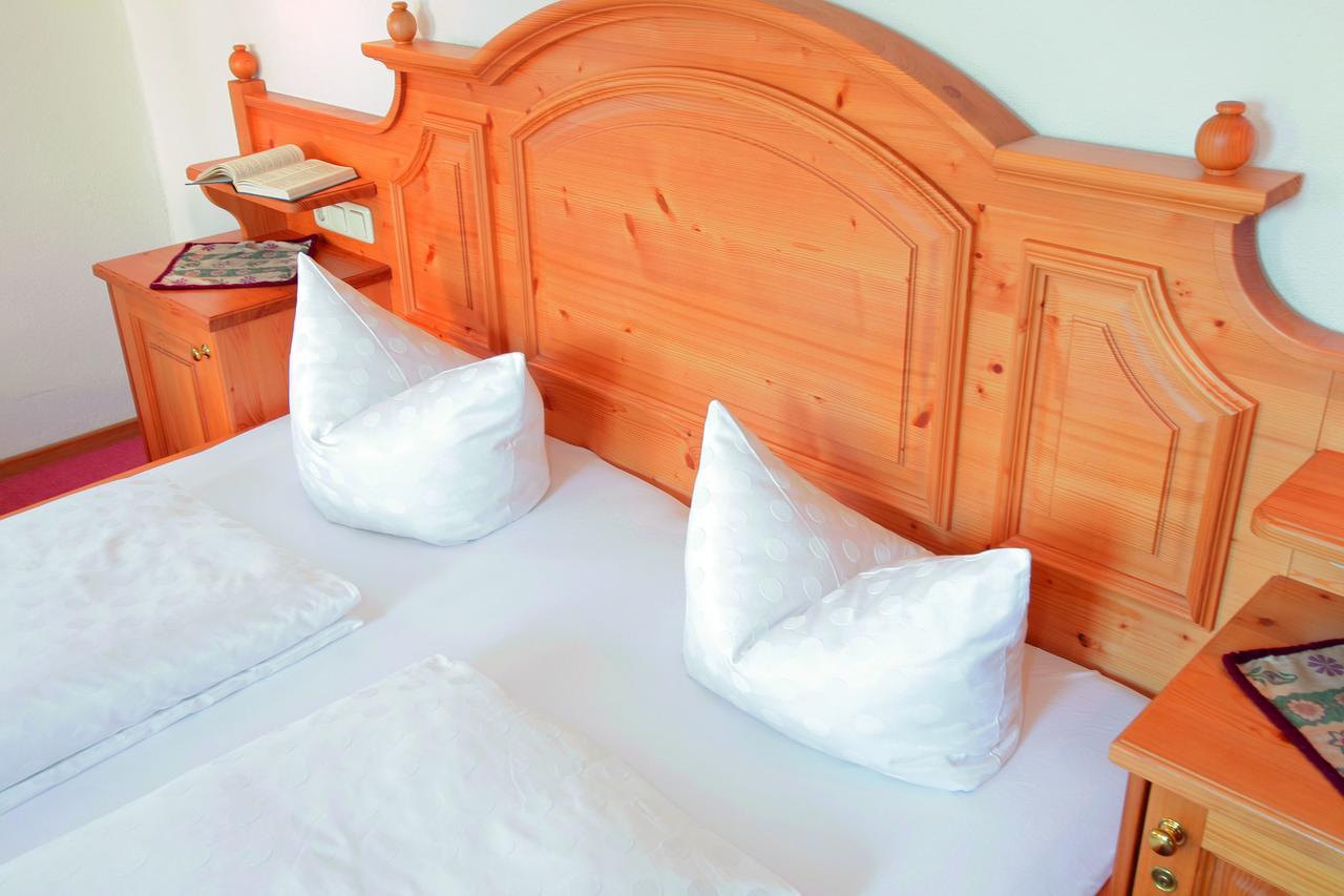 Doppelzimmer mit Balkon