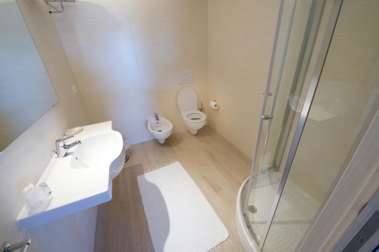 Camera Matrimoniale con Bagno Privato