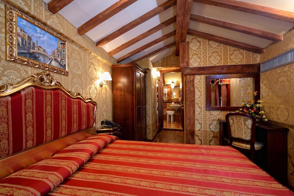 Quarto Duplo Clássico