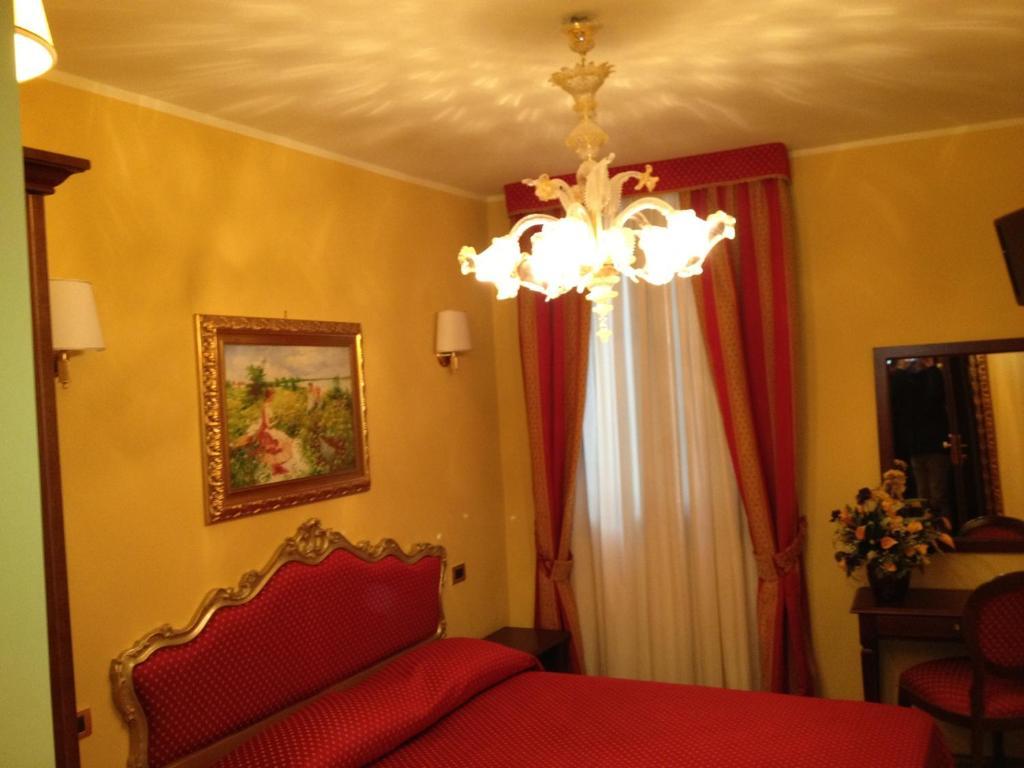 Quarto Duplo