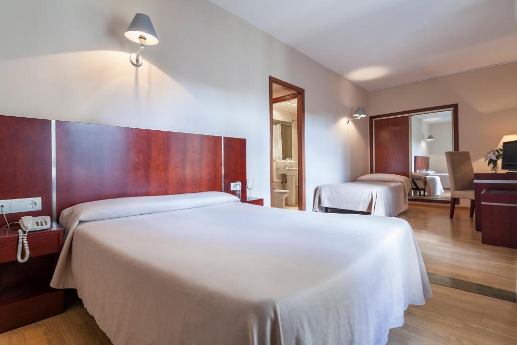 Habitación Doble con cama supletoria