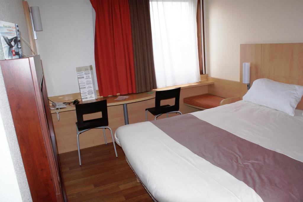 Quarto Duplo Standard