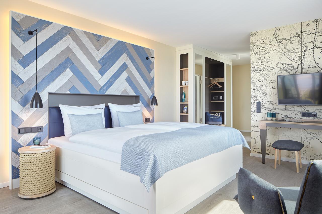 Deluxe Doppelzimmer mit seitlichem Meerblick