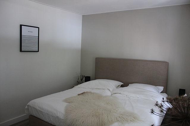 Tweepersoonskamer met 2 Aparte Bedden en Badkamer