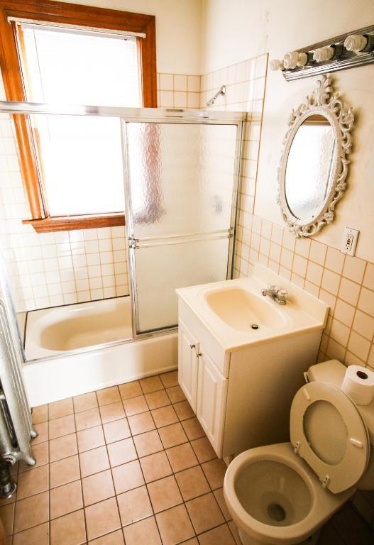 Camera Singola Budget con Bagno in Comune