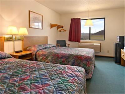 Deluxe Double Room with Two Double Beds - Non-Smoking