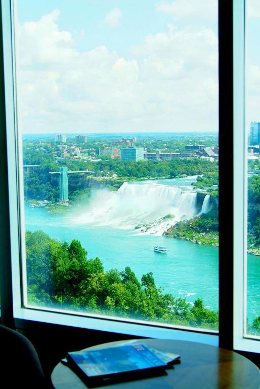 Chambre Tour Premium 2 Lits Queen-Size - Vue sur Chutes