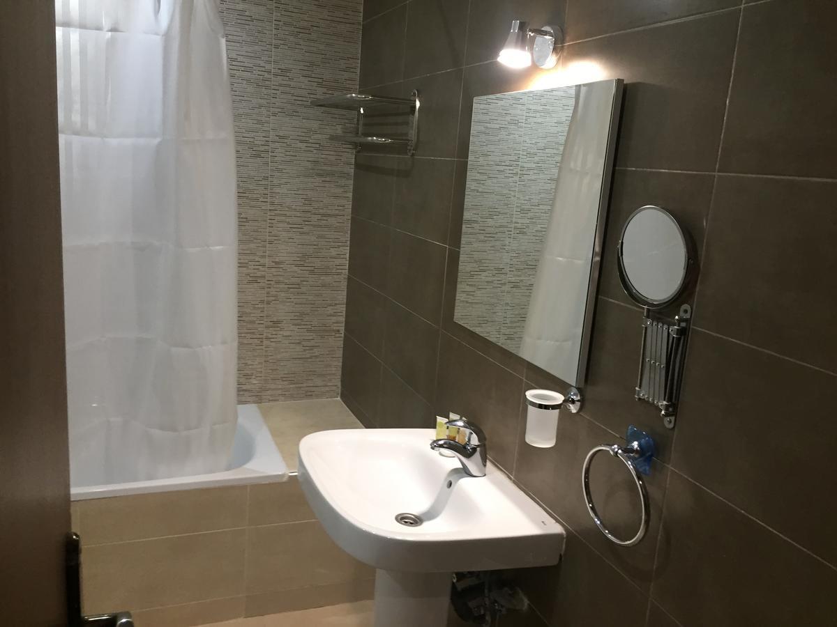 Standard Single Room,1212365317:JPEG
