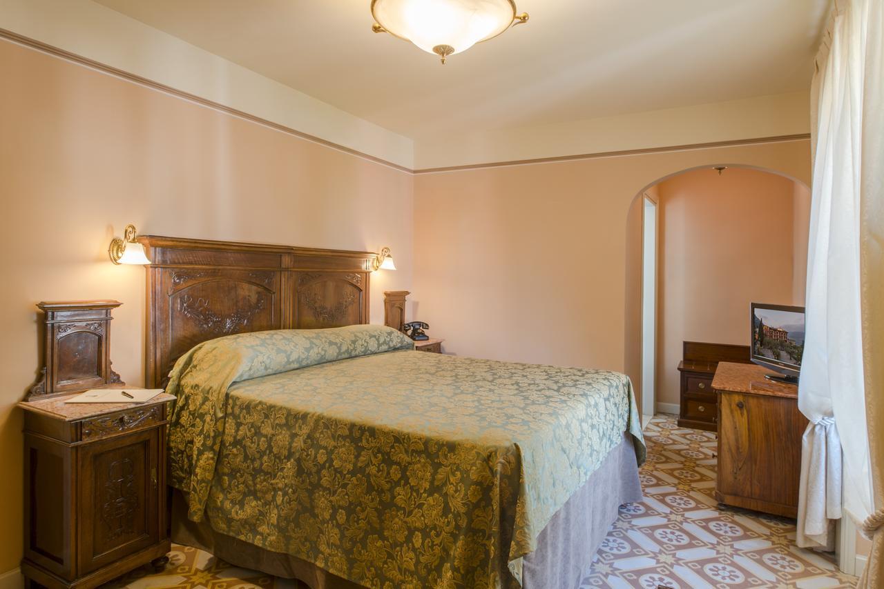 Doppelzimmer mit Seeblick