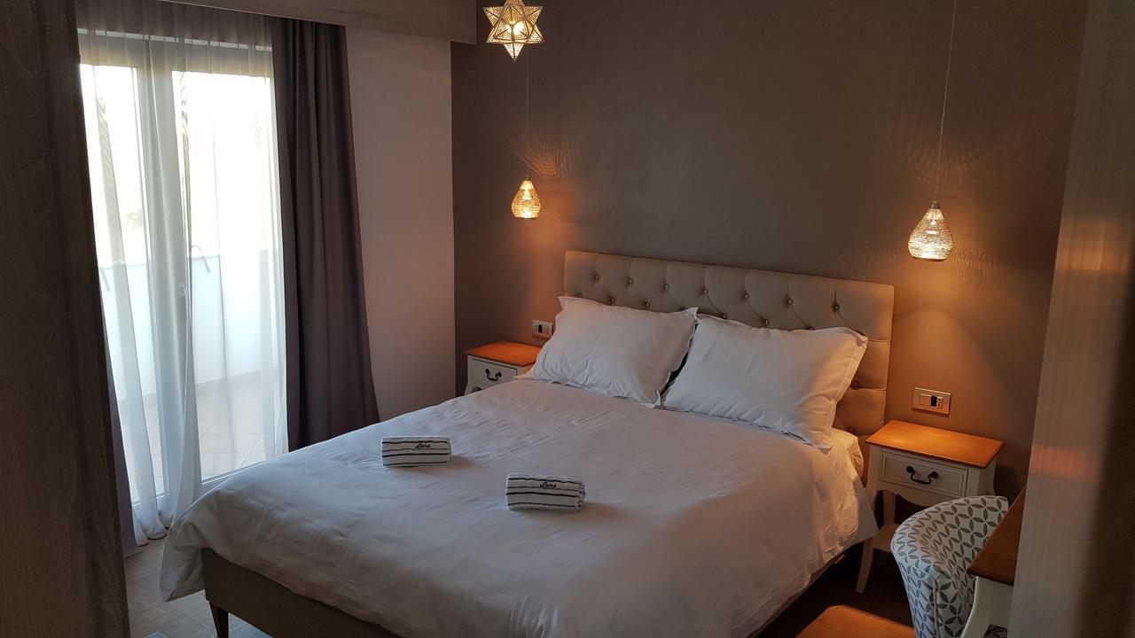 Doppelzimmer mit Balkon