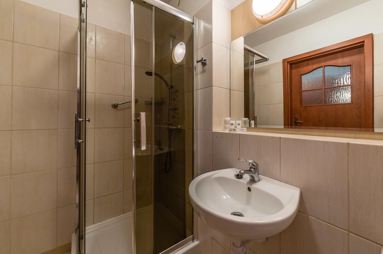 Dreibettzimmer