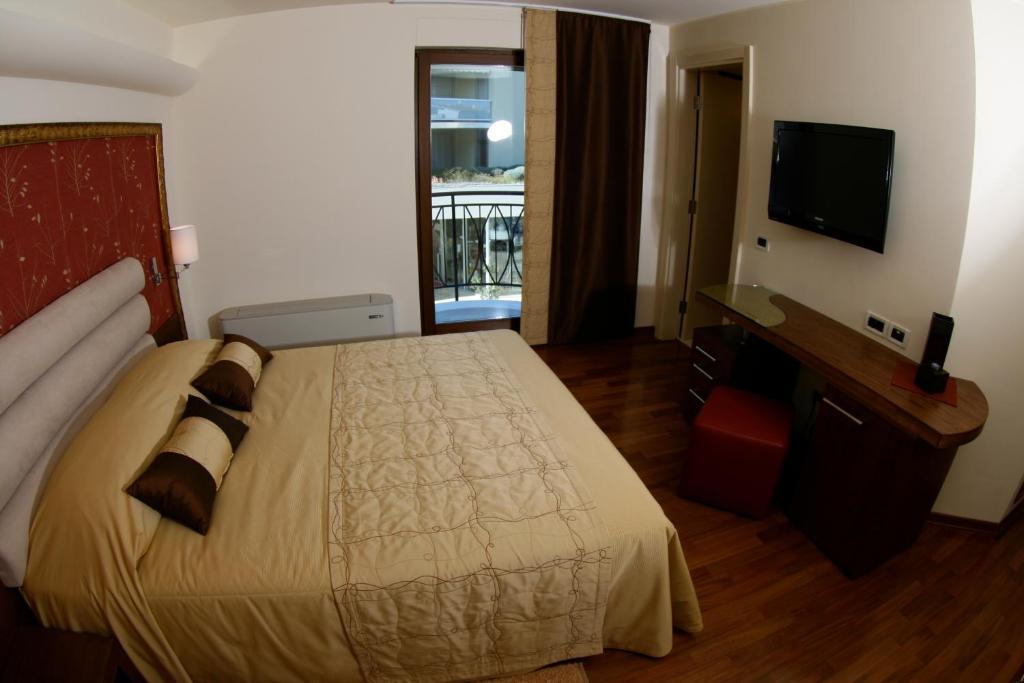 Doppelzimmer mit Balkon