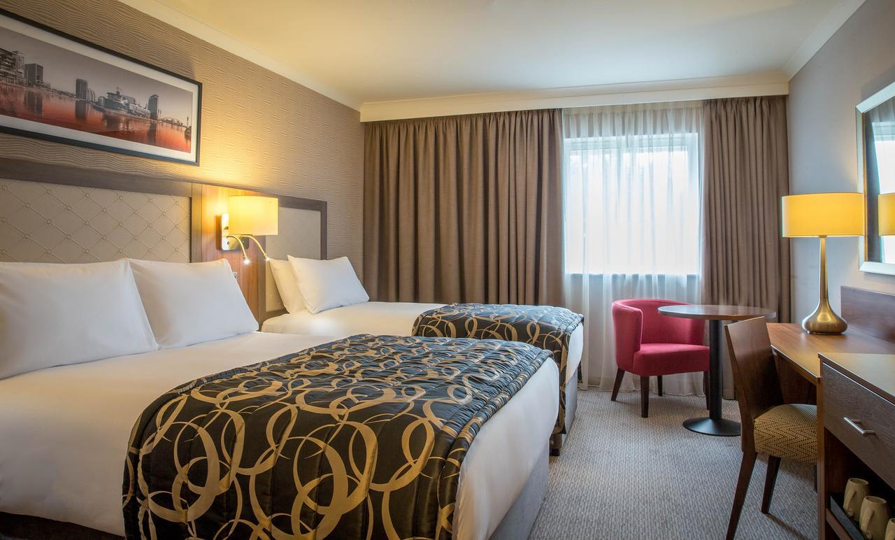 Deluxe Double & Single Room