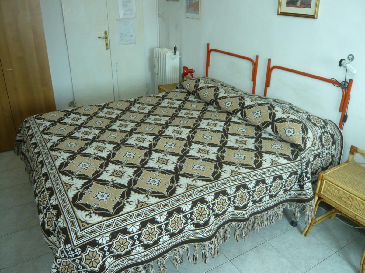 Classic Tweepersoonskamer met Gedeelde Badkamer