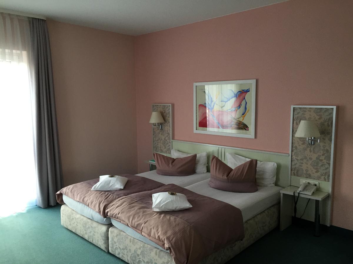 Großes Doppelzimmer
