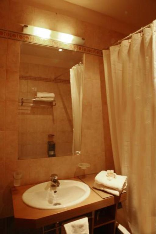 Appartamento con 1 Camera da Letto - Dependance