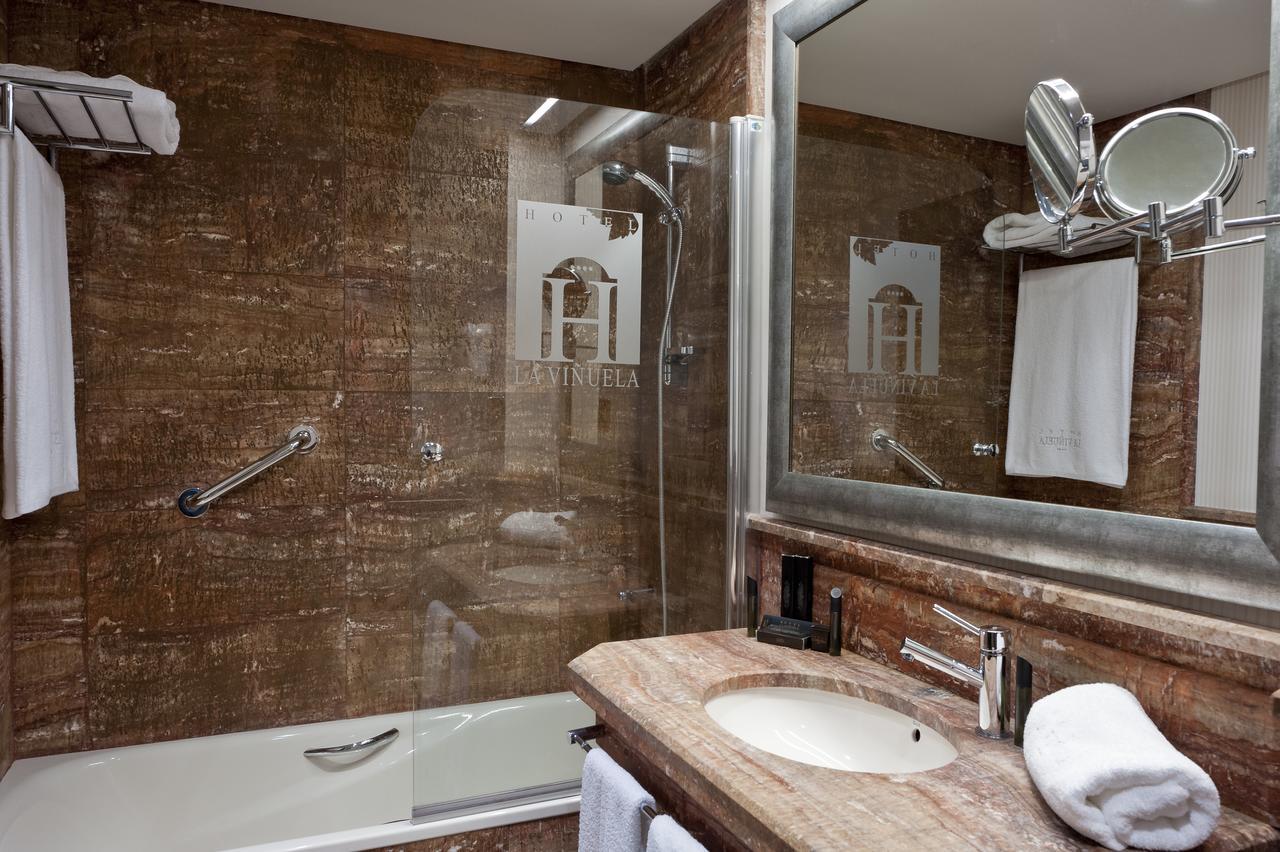 Habitación Doble con vistas al lago y spa incluido