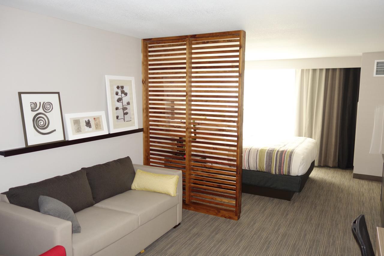 Studio King Suite - Non-Smoking