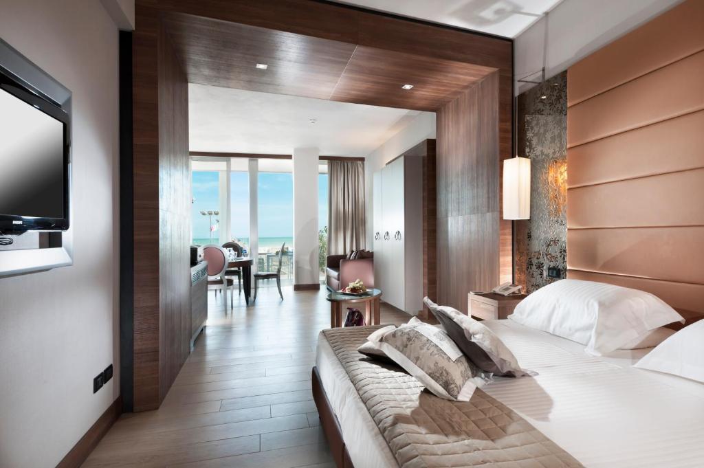 Presidential Suite with Sea View,1695318402:JPEG