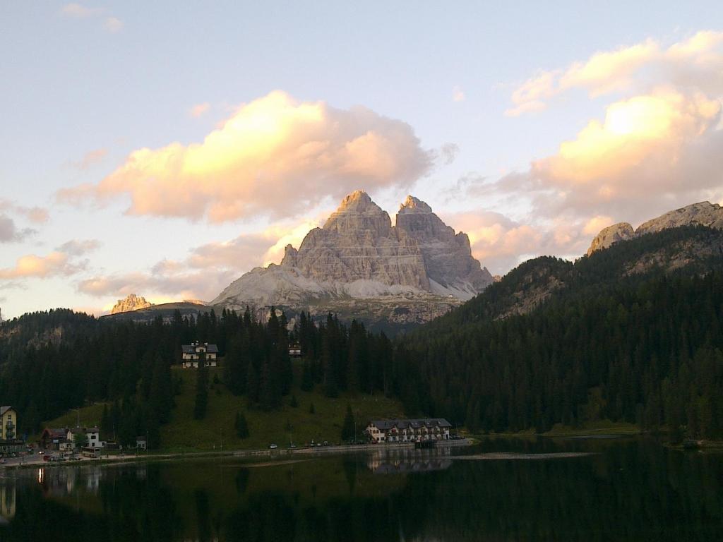 Camera Matrimoniale Superior con Vista Lago