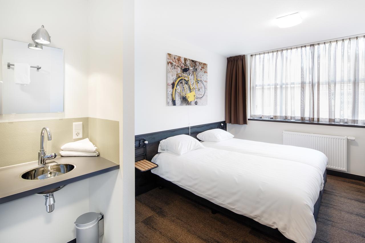 Tweepersoonskamer met 1 of 2 Bedden en Eigen Badkamer