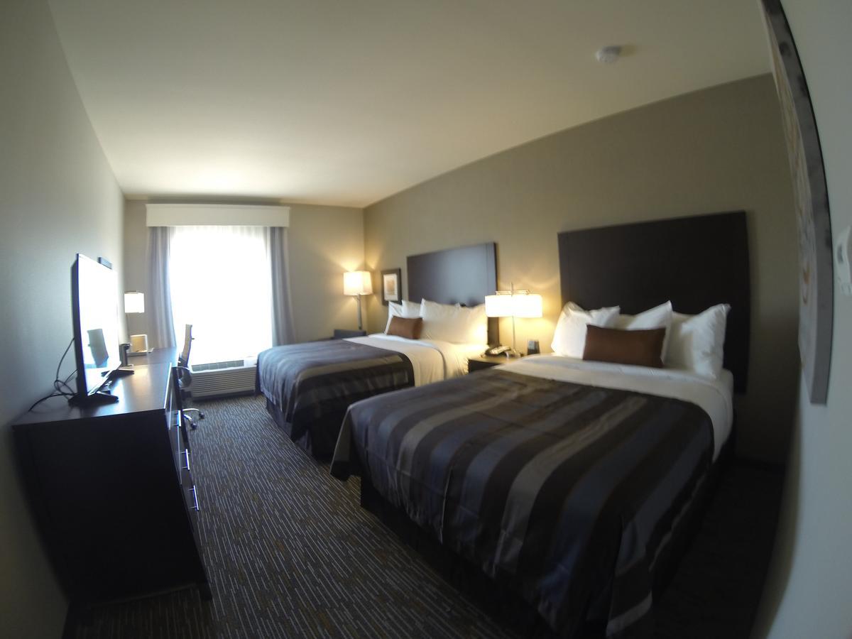 Queen Room with Two Queen Beds - Non-Smoking