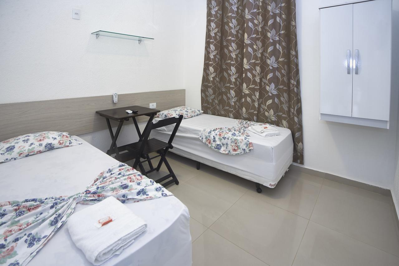 Quarto Duplo