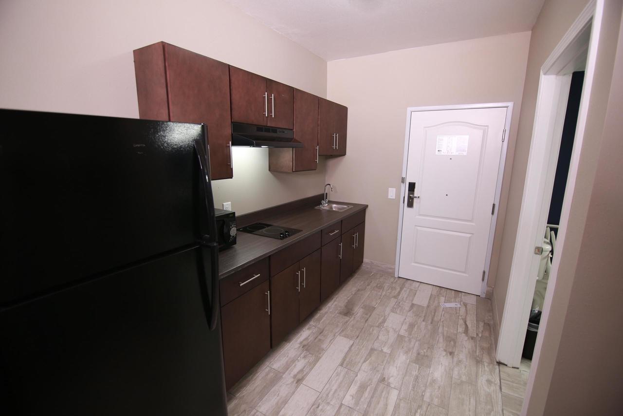 King Kitchenette Suite