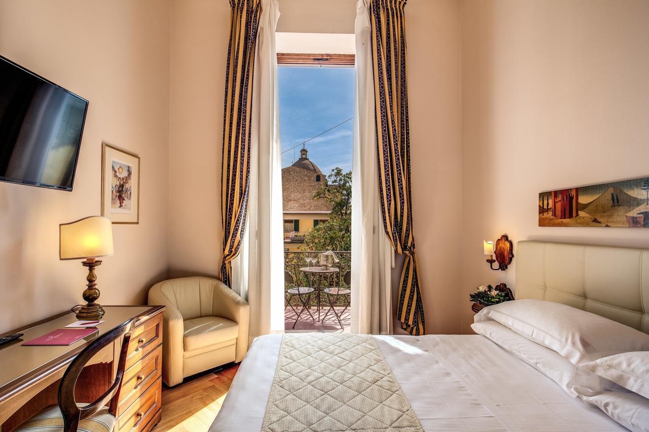 Double or Twin Room with Garden View