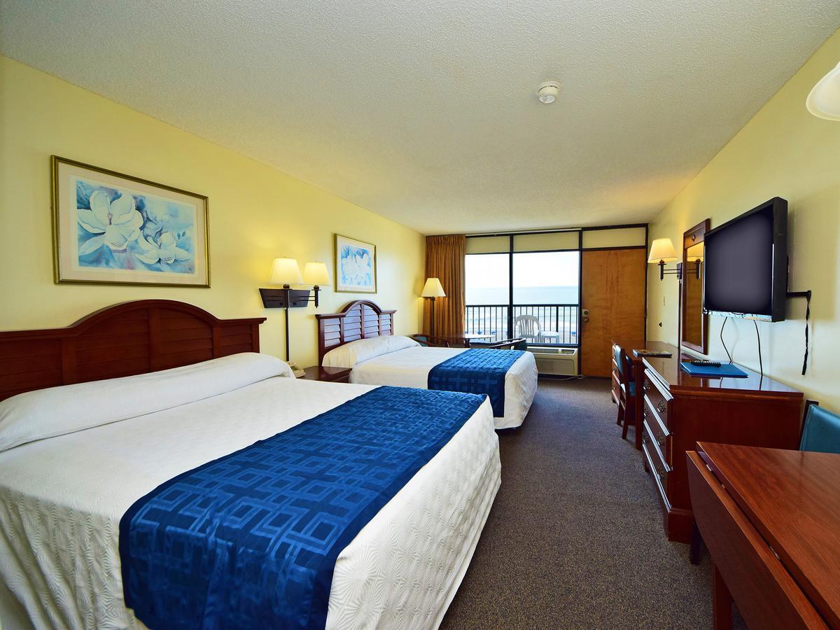 2 Room Oceanfront Efficiency Suite 3 Queen Beds T2,646150554:JPEG