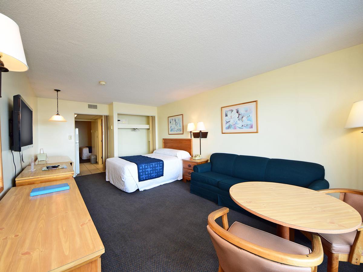 2 Room Oceanfront Efficiency Suite 2 Queen Beds 1 Sleeper Sofa T1,974798284:JPEG