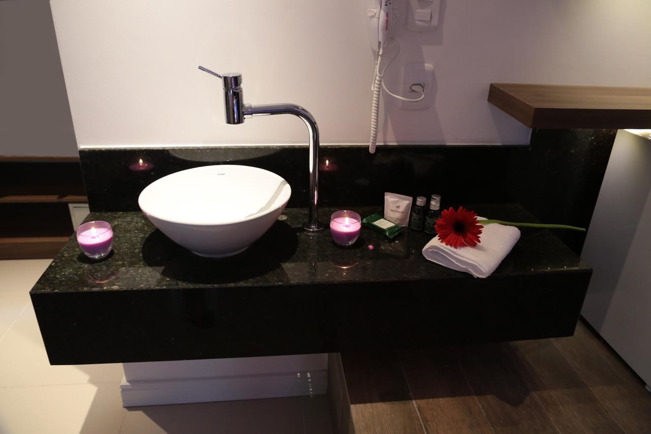 Suíte Deluxe com Banheira de Hidromassagem
