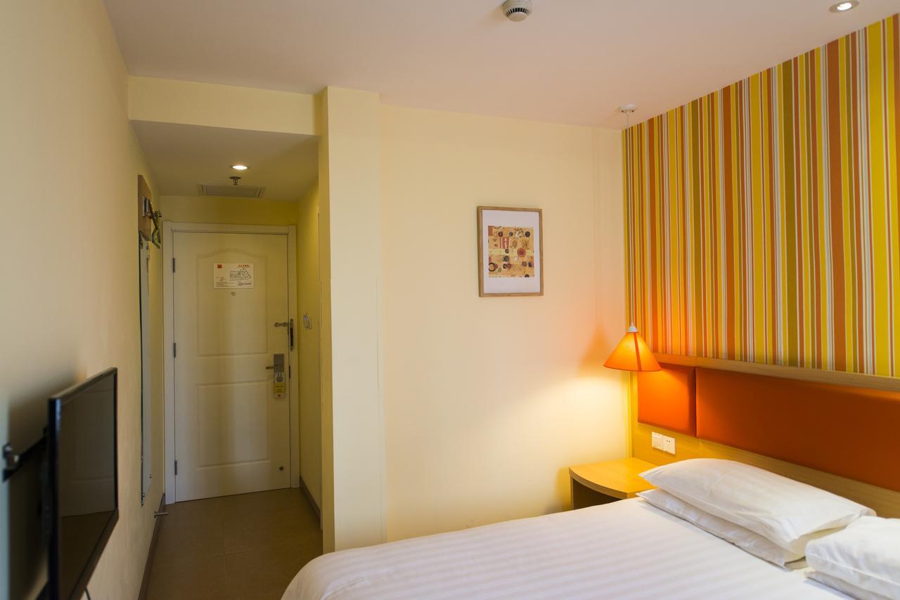 Habitación Cuádruple con balcón