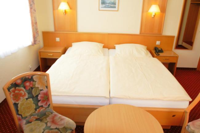 Park, Sleep & Fly - Doppelzimmer