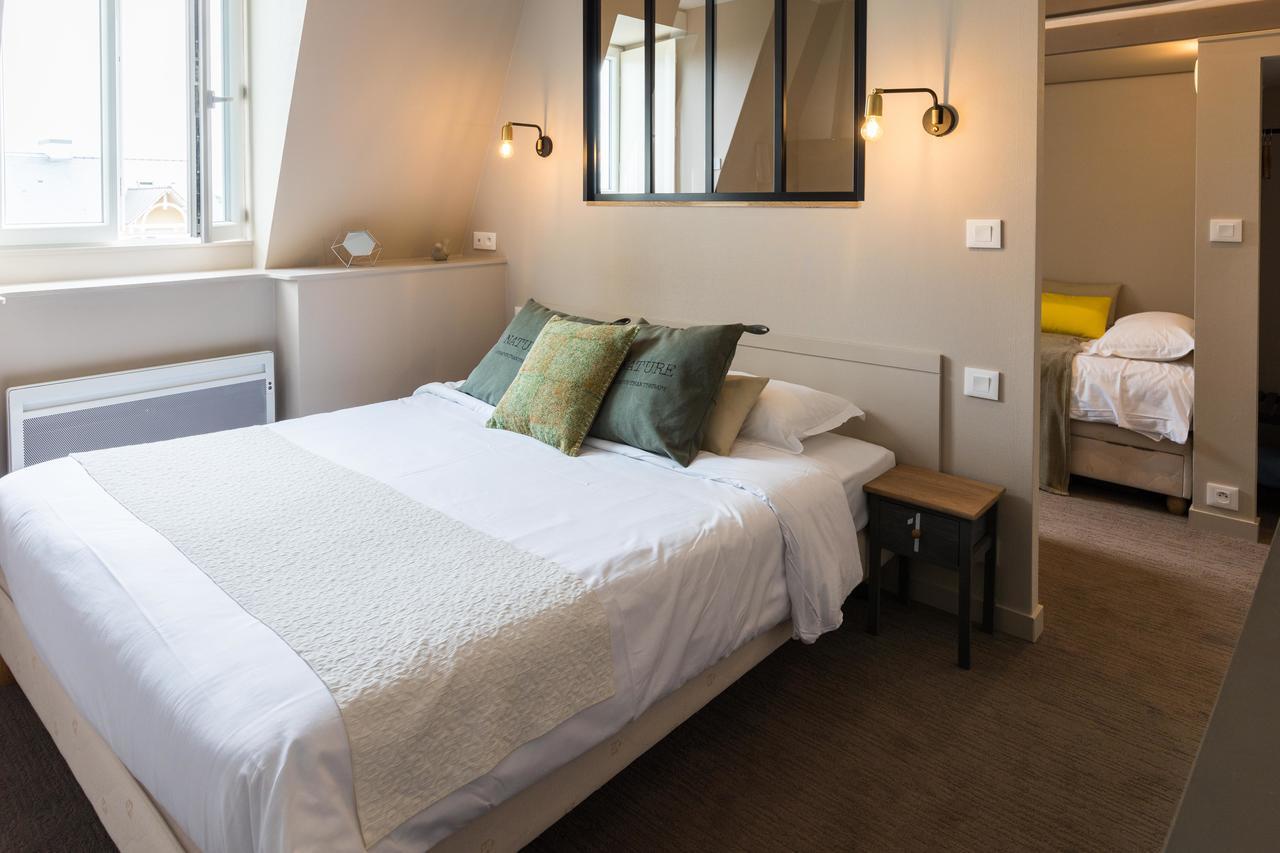 Chambre Quadruple avec Douche