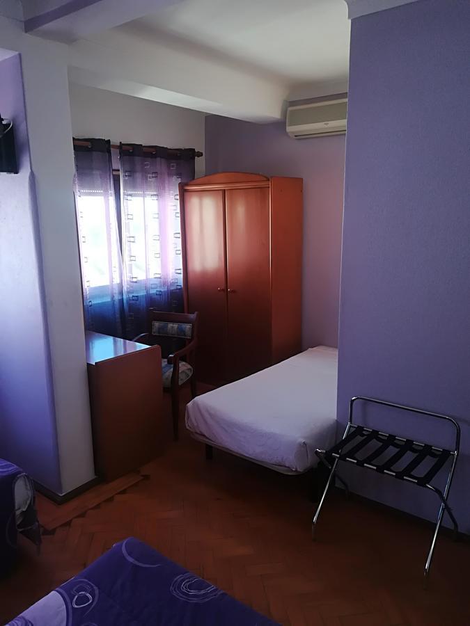 Quarto Twin com Cama Extra