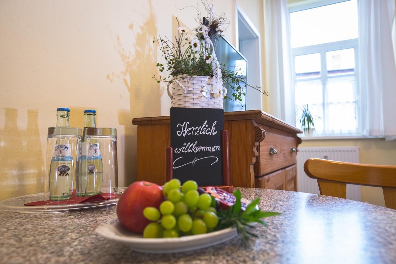 Familienzimmer (2 Erwachsene + 2 Kinder)