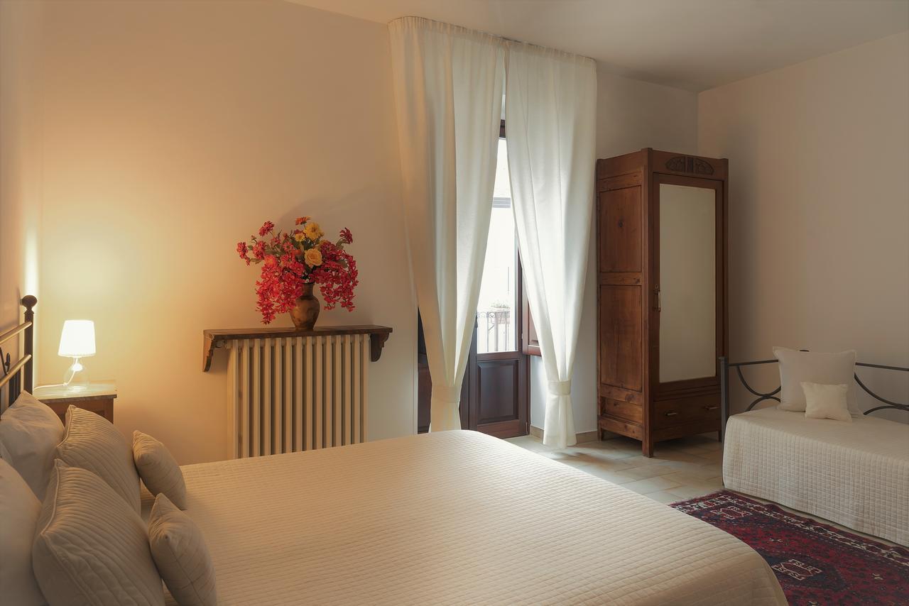 Appartamento con 2 Camere da Letto e Balcone