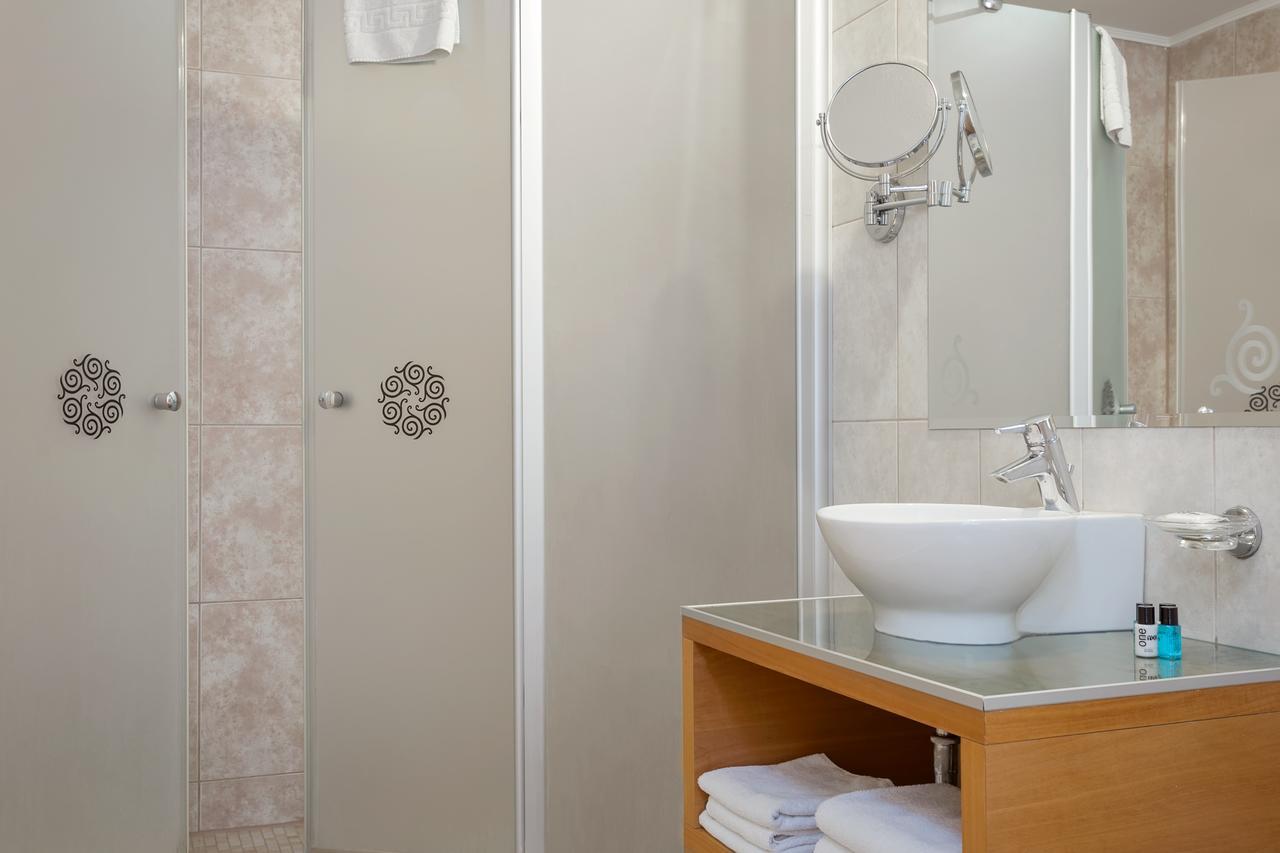 Suite Júnior com Varanda