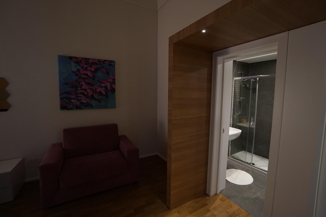 Large Double Room,662498610:JPEG