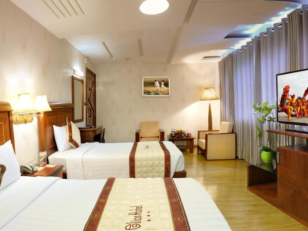 Grand Deluxe Dreibettzimmer