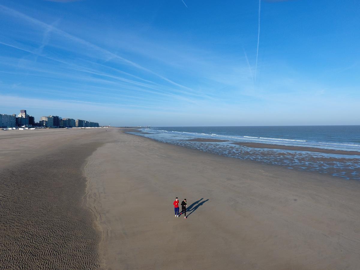 Deluxe Tweepersoonskamer met 2 Aparte Bedden en Uitzicht op Zee