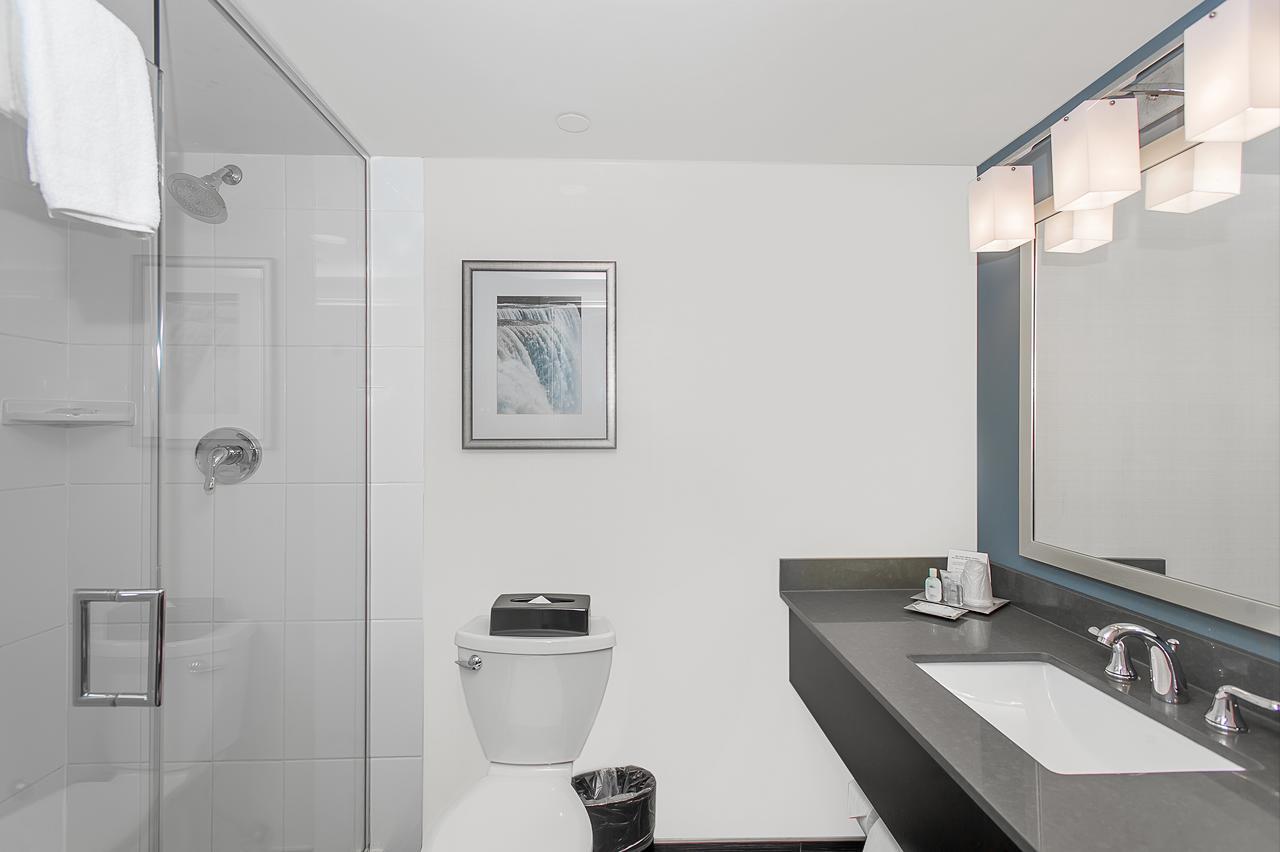 Junior Presidential Suite